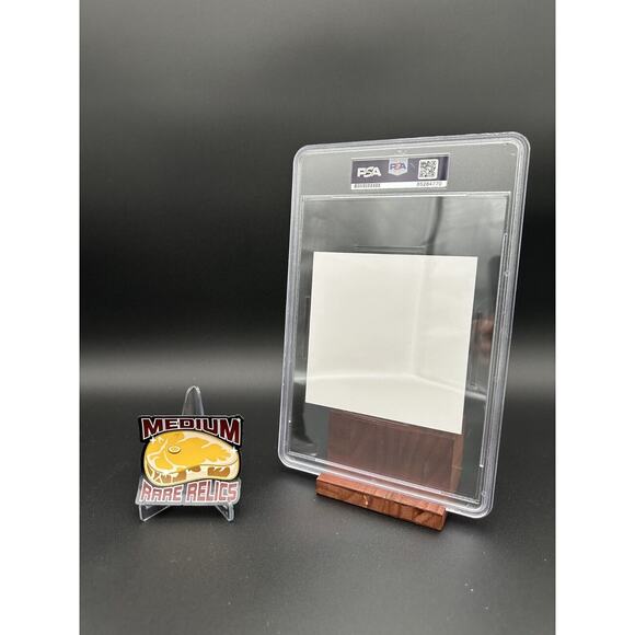 Billie Eilish SIGNED HIT ME HARD AND SOFT CD Encapsulated Autograph PSA DNA -770 - Picture 3 of 3